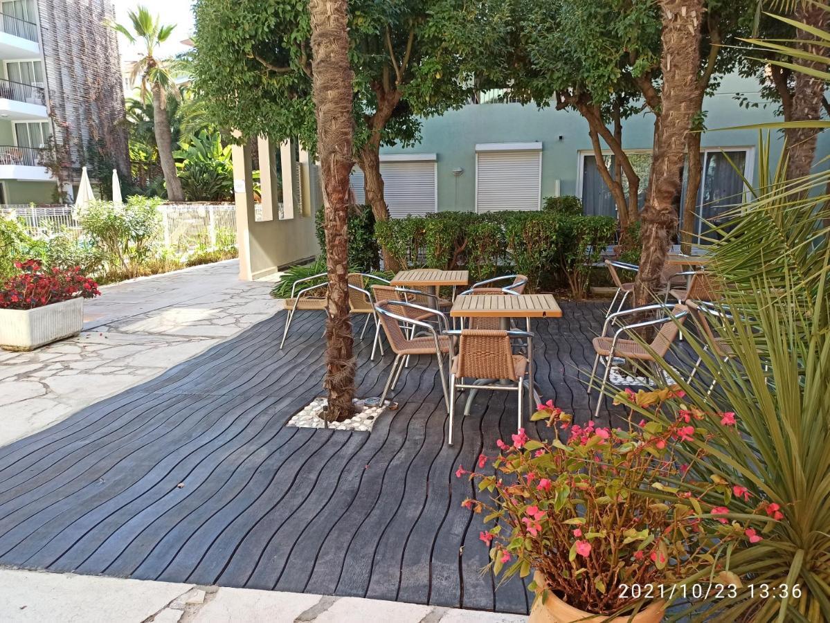 Apartmán Rooftop- Jacuzzi - Terrasse - Parking Antibes Exteriér fotografie